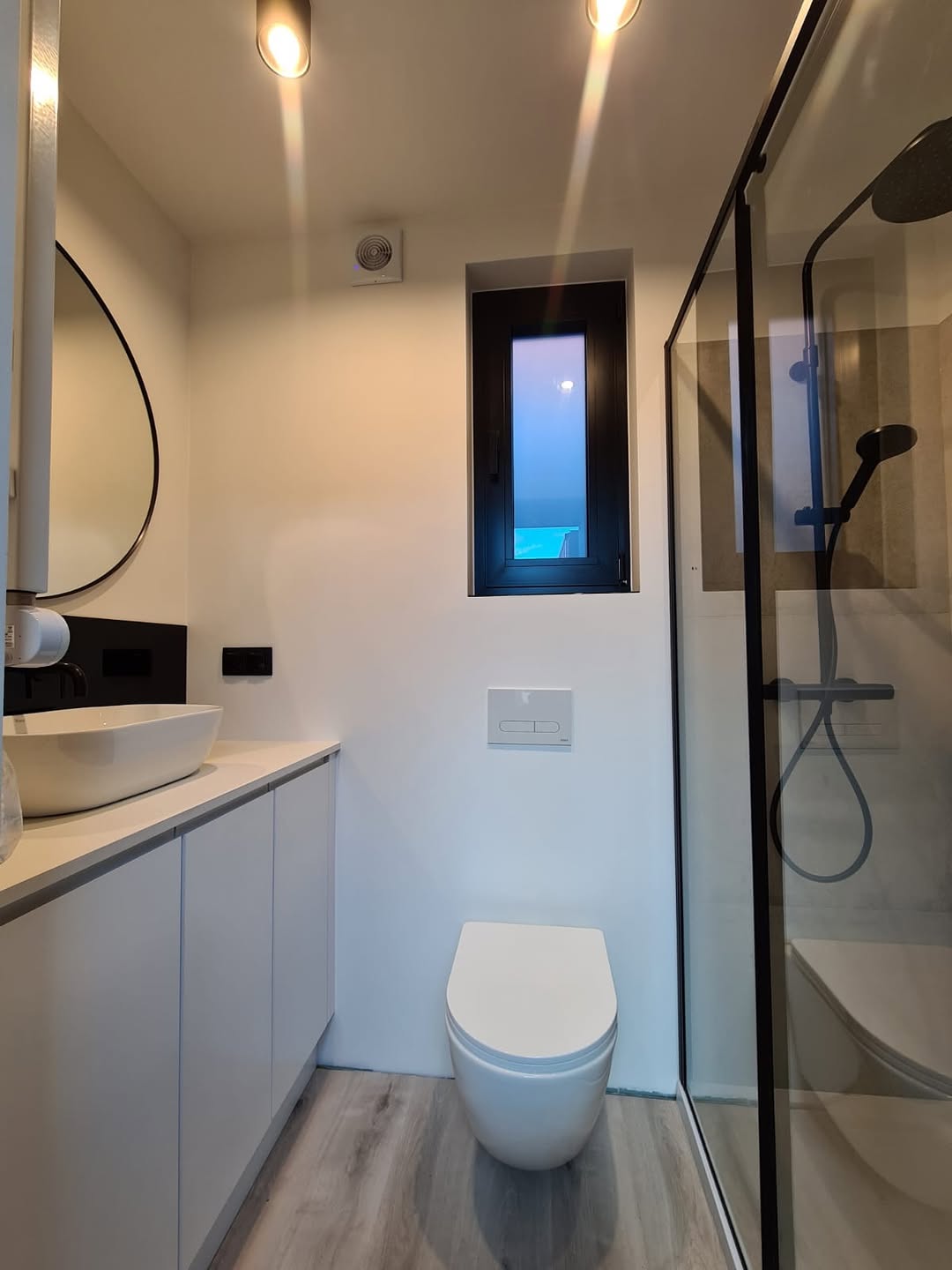 12m Luxury Container Premium Home